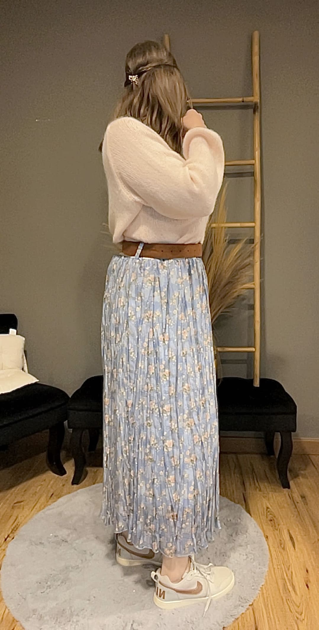 Jupe longue plissée florale inclus avec la ceinture (existe en deux couleurs)