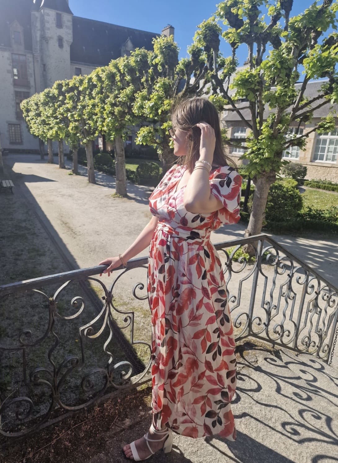 Robe arbor