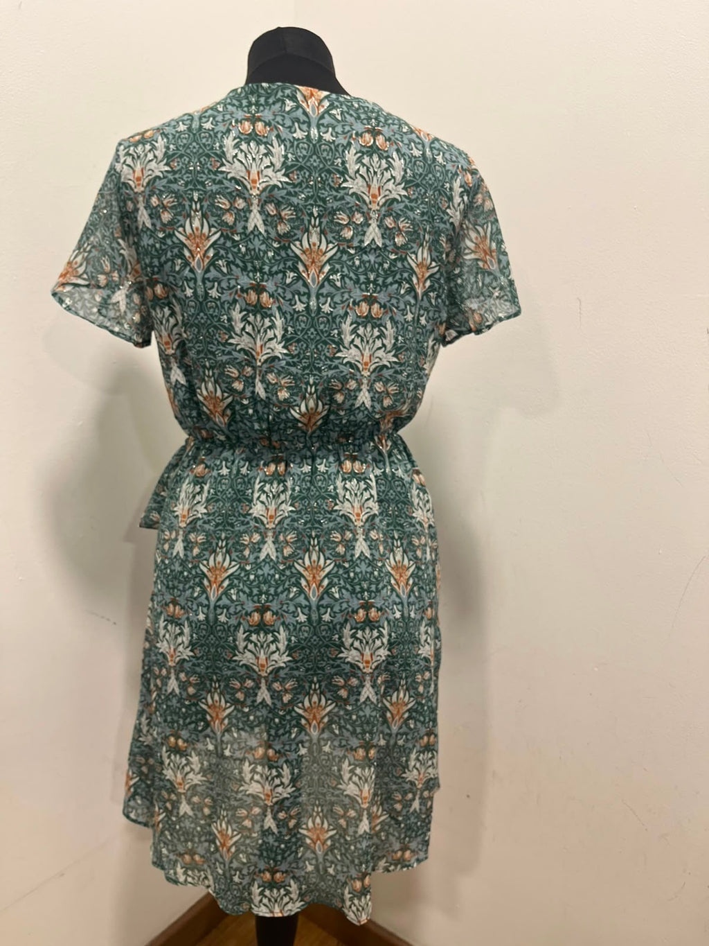 Robe courte fleurie - By one : Taille S/M (P0526-432)