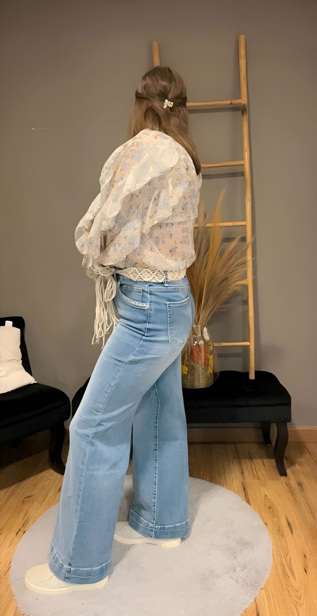 Jeans large avec ceinture corde