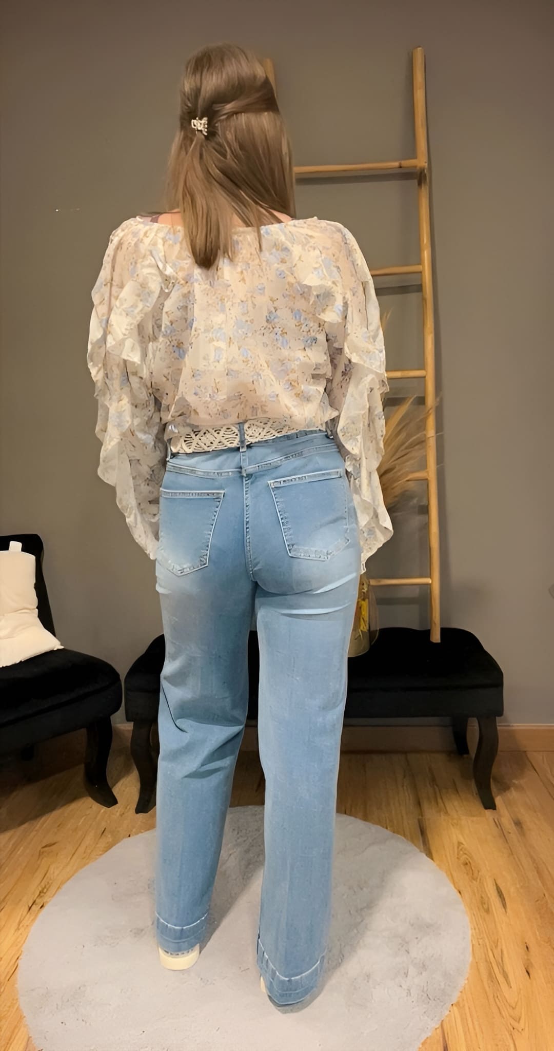 Jeans large avec ceinture corde