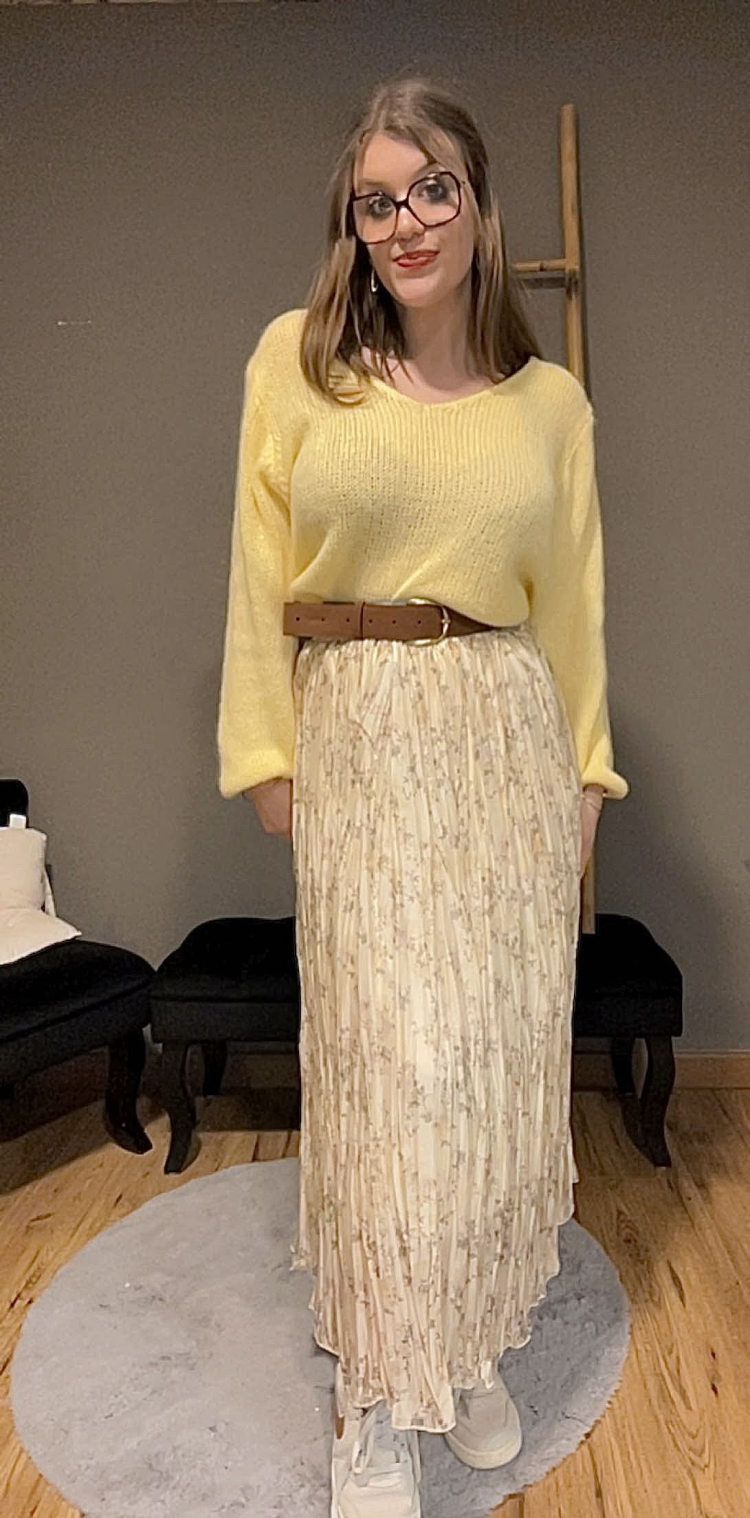 Jupe longue plissée florale inclus avec la ceinture (existe en deux couleurs)