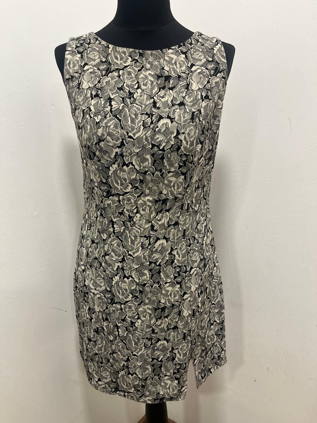 Robe Droite – 1.2.3 : Taille S (P0726-180)