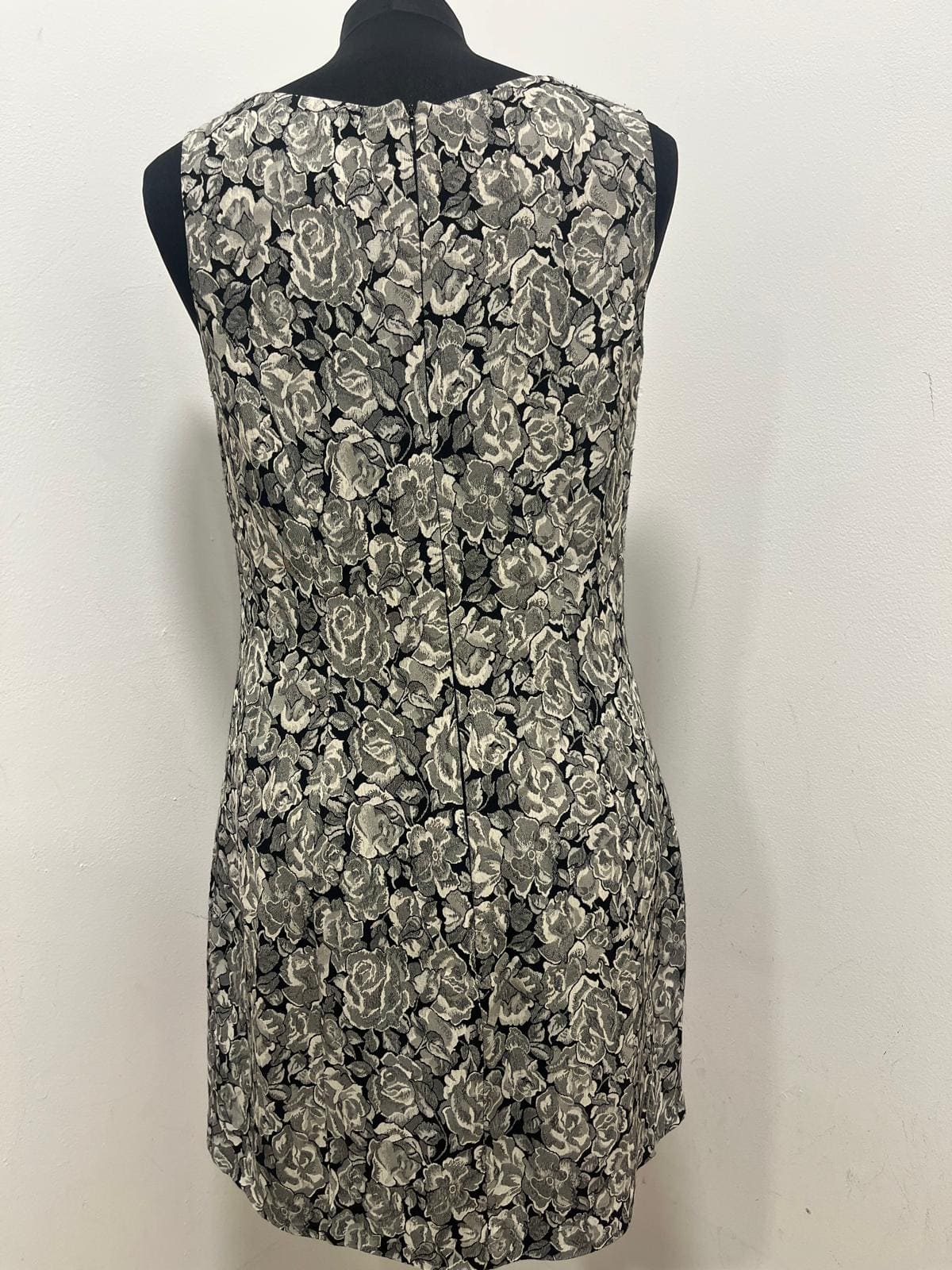 Robe Droite – 1.2.3 : Taille S (P0726-180)