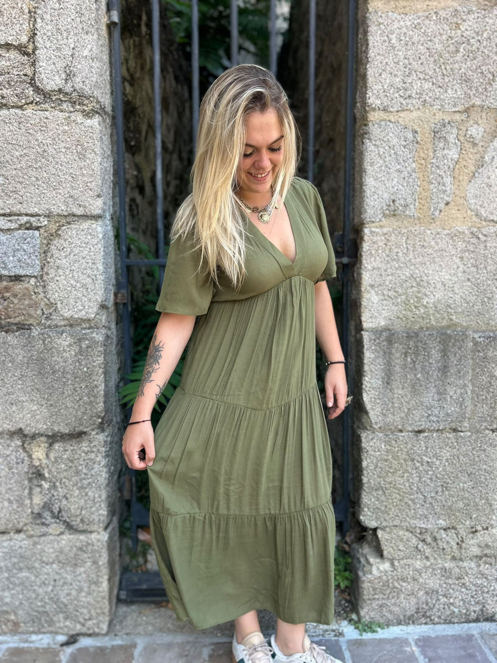 Robe longue volantée kaki