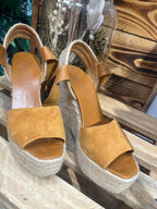 Espadrilles Compensées en Daim – Castañer : Pointure 38
