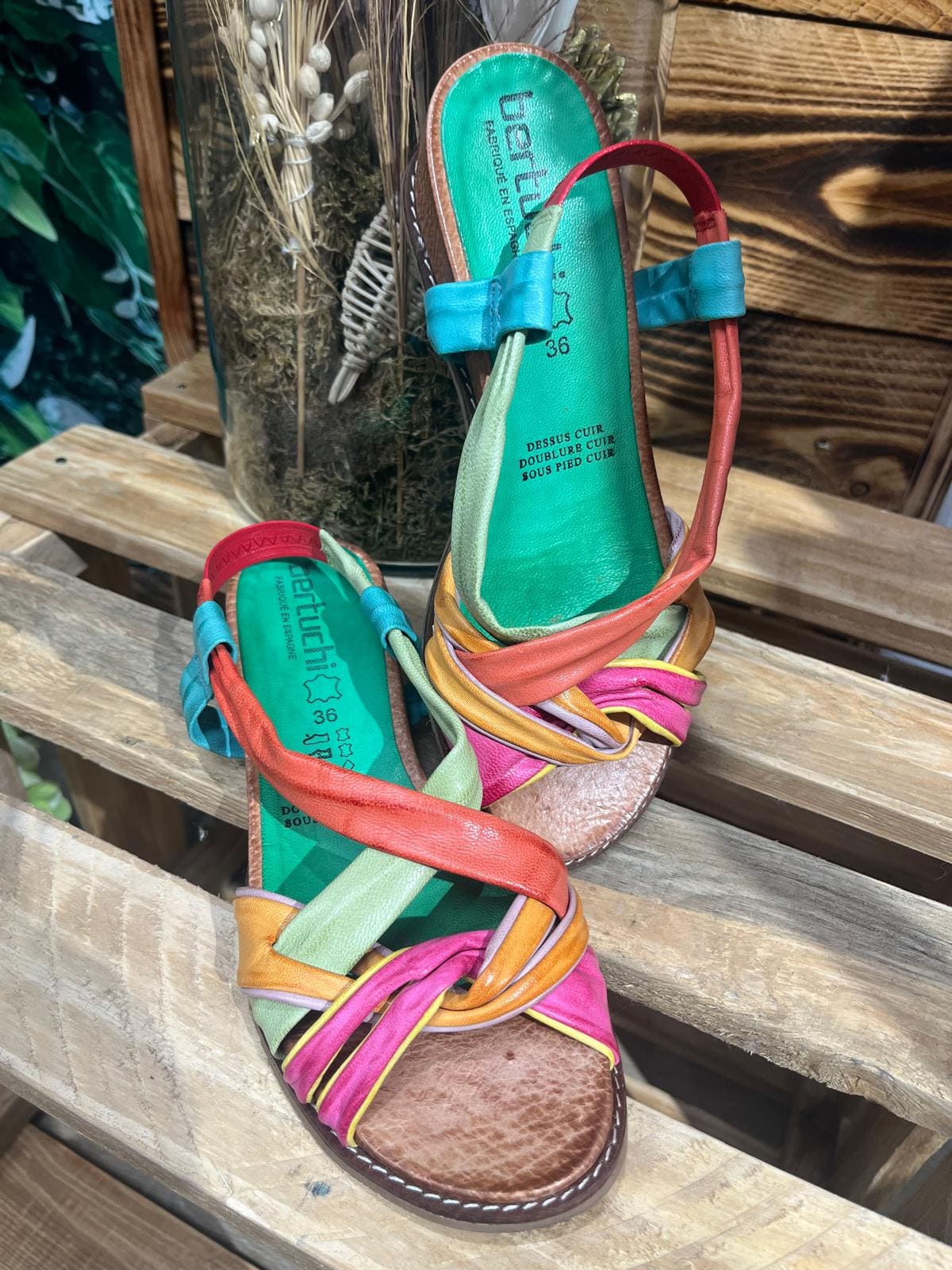 Sandales Plates en Cuir – Bertuchi : Pointure 36