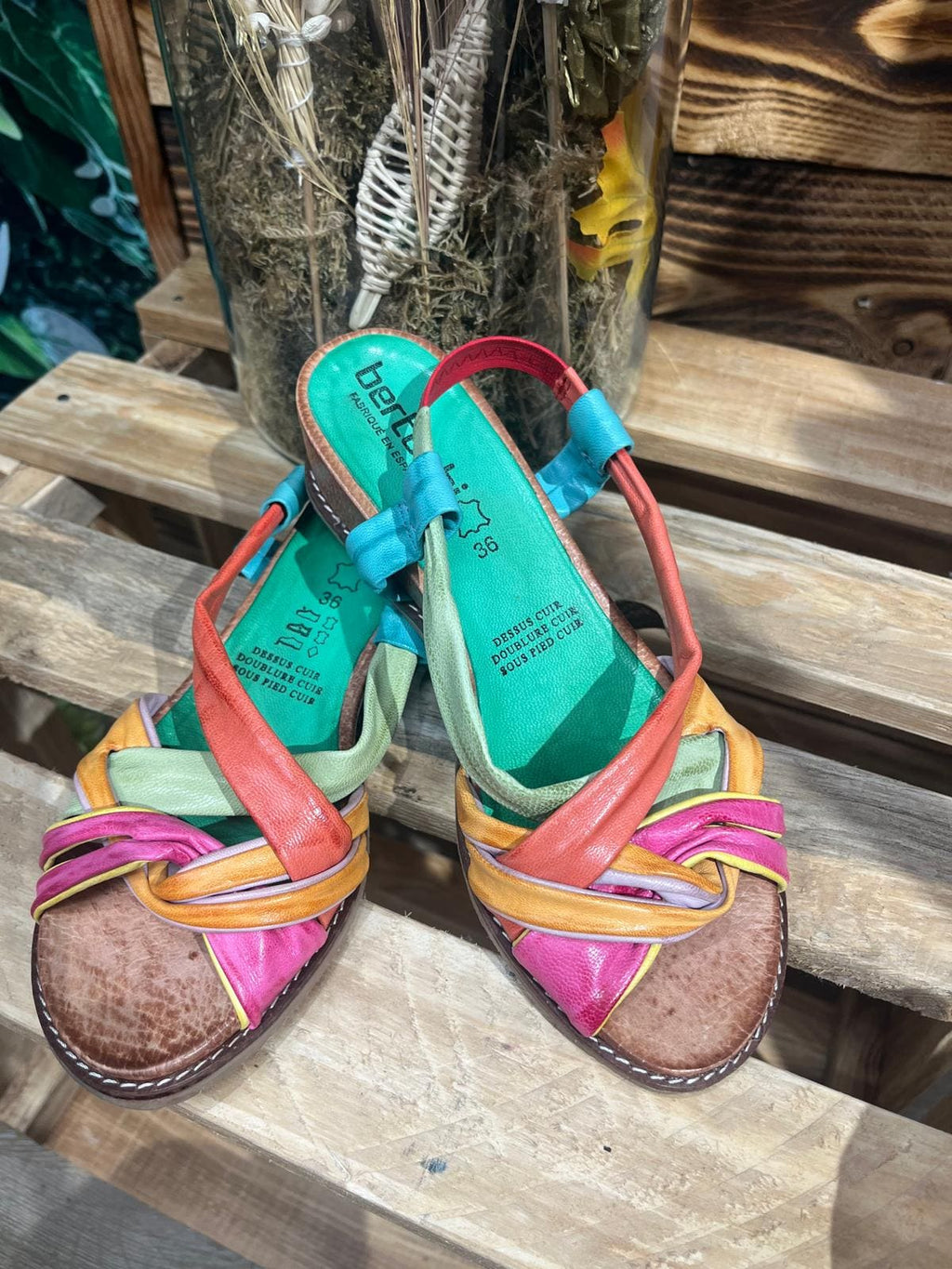 Sandales Plates en Cuir – Bertuchi : Pointure 36