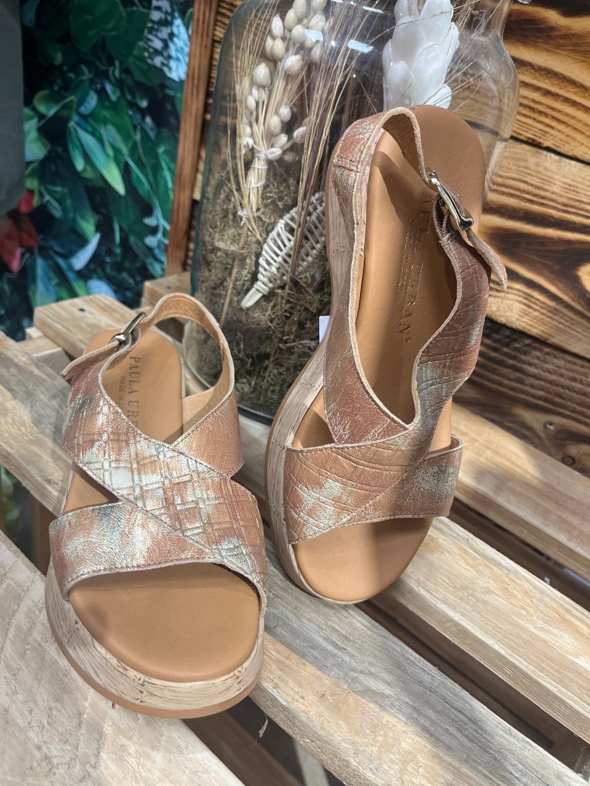 Sandales Compensées en Cuir  – Paula Urban : Pointure 36