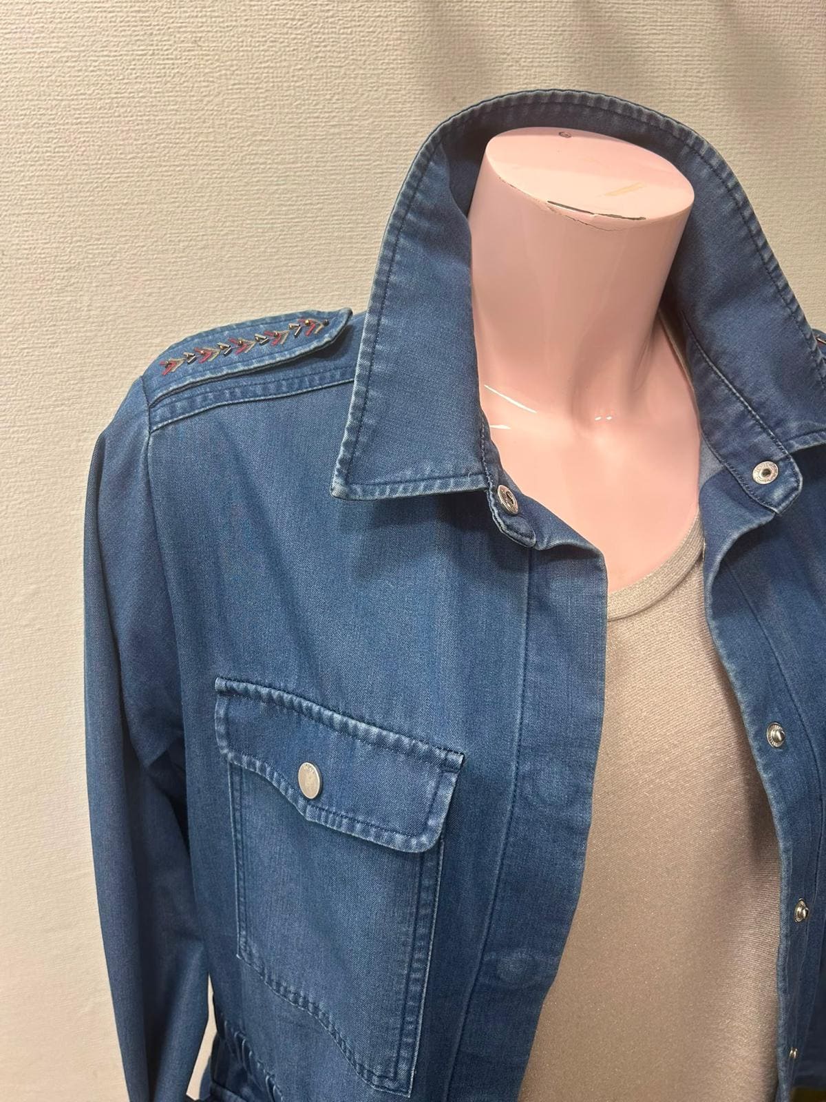 Veste en Jean – IKKS : Taille S et M (P0726-138)