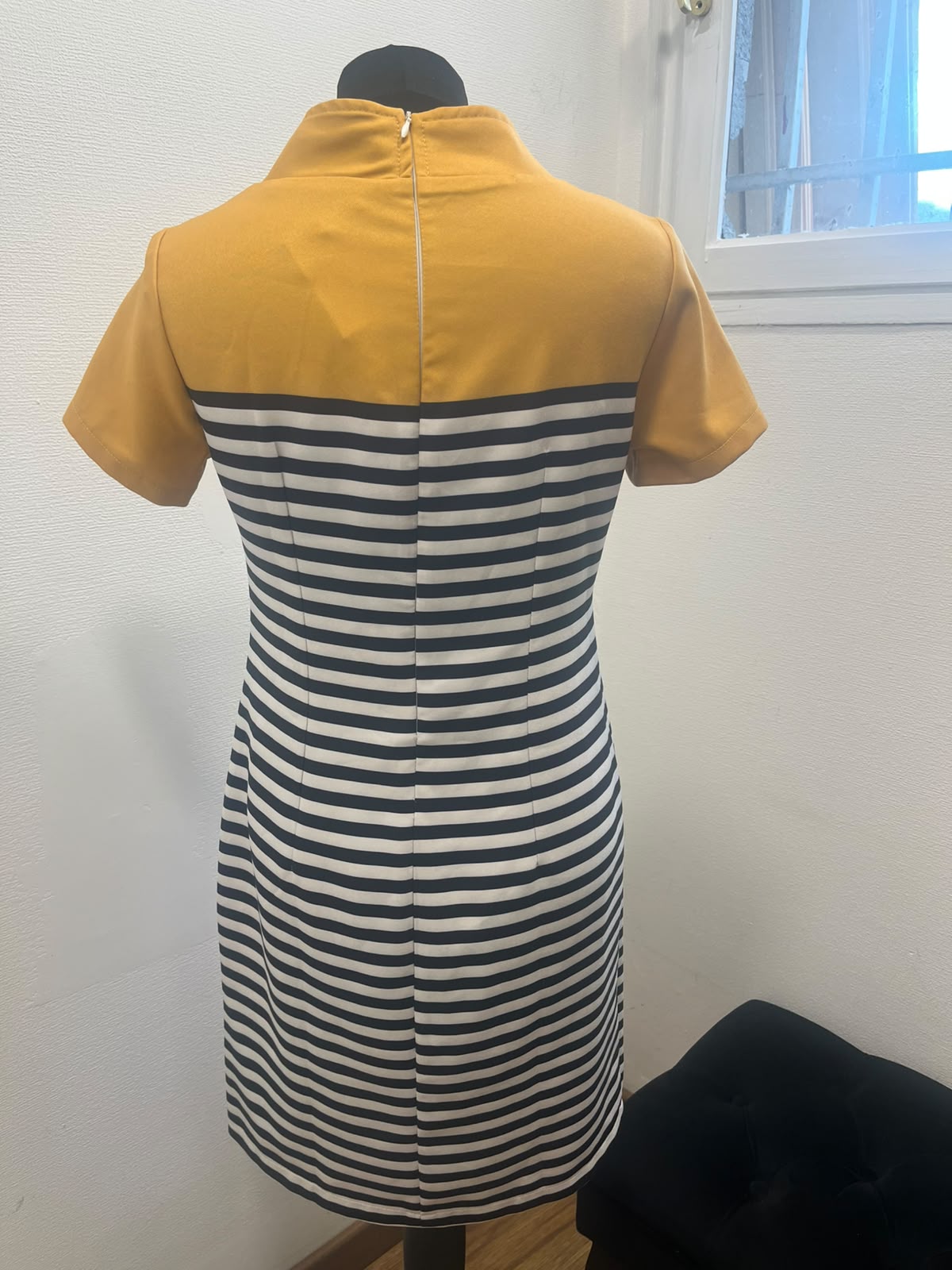 Robe droite col montant - Hippocampe : Taille 36 (P0626-129)