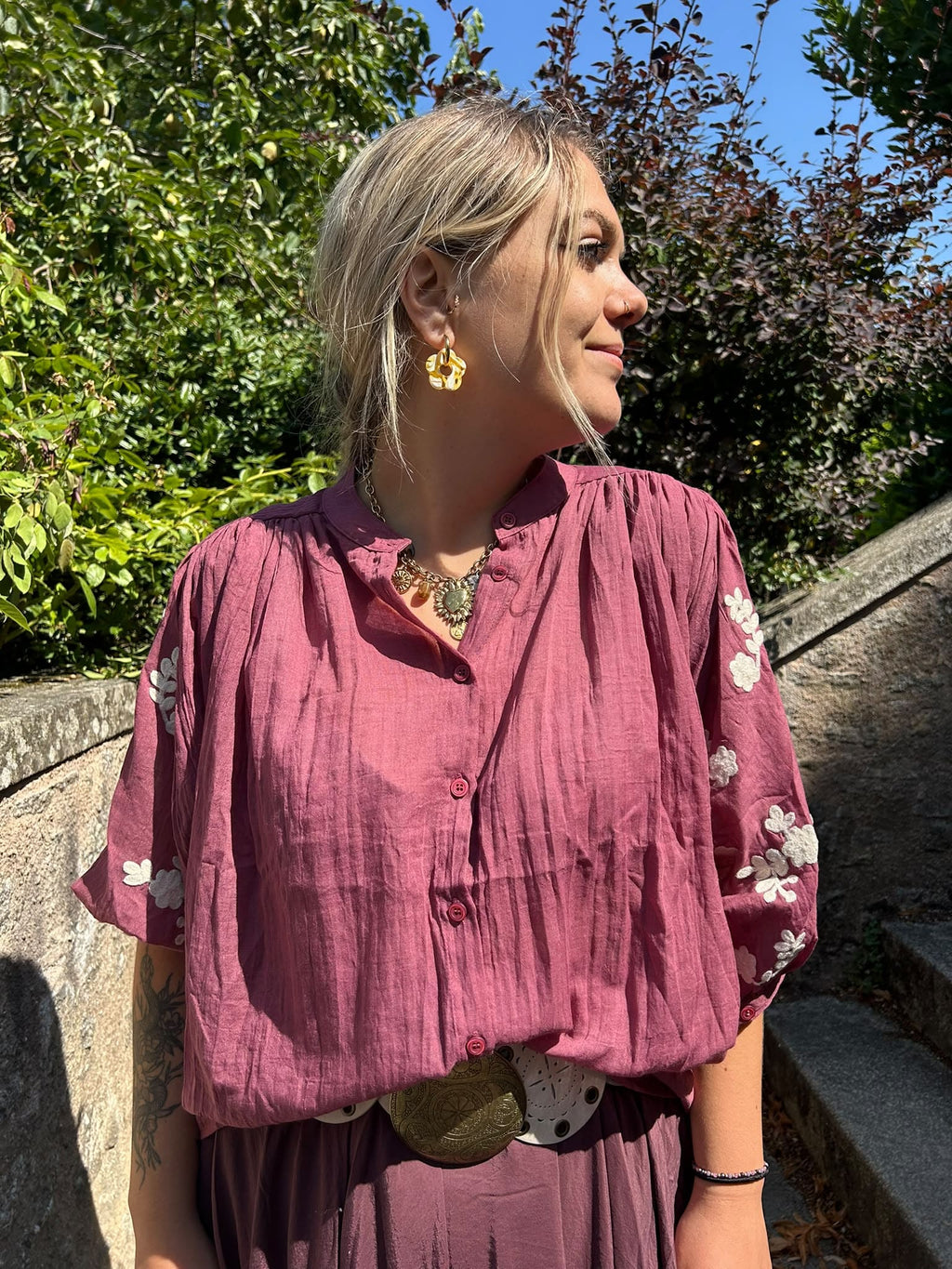 Blouse bohème broderies florales